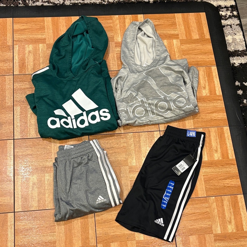 Adidas Two hoodies, shorts and sweatpants size large